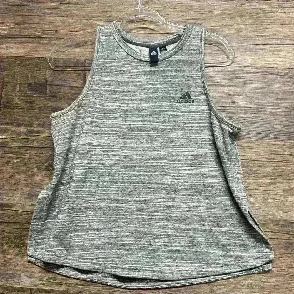 Adidas Gray crew neck muscle tee women’s large
